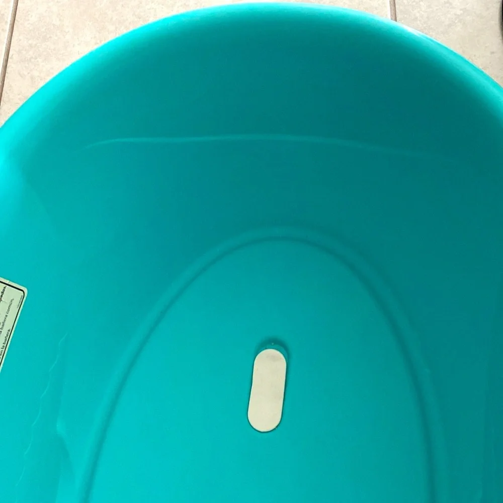 Blue Baby Bath Tub‎